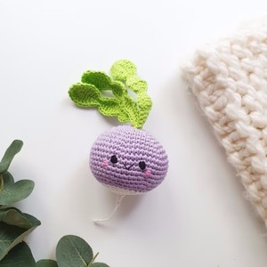 Jouet en <span class=keywords><strong>peluche</strong></span> de betterave au crochet 100 % fait main de haute qualité, jouets en forme de fruits tricotés pour bébé, jouet en crochet de légume mignon et doux pour enfants - Product Image 3
