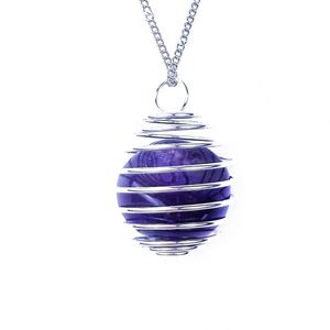 Collier pendentif à ressort enroulé HY, en alliage de cuivre, motif cœur de pêche, style rétro, mignon et exquis, idéal comme cadeau, en promotion - Product Image 1