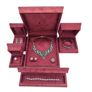 High-End Vintage Purple Velvet Embossed Plain Bangle Box Set <b>Jewelry</b> Storage Valentine's Day Gift Wrapping Rectangle Shape - Product Image 5