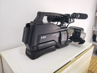 Caméscopes professionnels portables Full HD Sony HXR-MC1500C avec zoom optique 12x