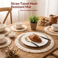 Sous-verre, set de table et dessous de pot personnalisables, résistants à la chaleur, durables, écologiques, en jonc naturel de style nordique, avec décoration à pompons
