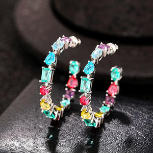 Modernos Pendientes de Aro de Plata 925 con Cristales de Colores en Engaste de Garra, Joyería para Uso Diario de Mujer - Product Image 5