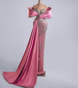 Abiti da Cocktail Rosa Baby in Cashmere con Spalline Sottili, Vestito da Cerimonia con Diamanti, Abito da Sera con Spacco Personalizzabile - Product Image 1