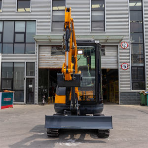 Mini-excavatrice puissante de 2,5 tonnes, adaptée aux espaces de travail étroits - Product Image 5