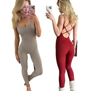 Mono de yoga sexy y ajustado para mujer, sin mangas, sin espalda, con acolchado extraíble, de alta elasticidad y tacto suave. - Product Image 1