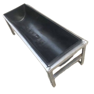 Fourreau en plastique épais pour animaux de compagnie, support d'alimentation durable pour nouveauté, mangeoire aquatique pour bétail, chèvre et mouton - Product Image 6