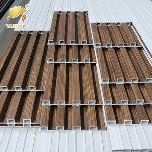Panneau mural cannelé en bois de placage de bois noir à grain de bois WPC pour décoration murale intérieure murs de fond - Product Image 3