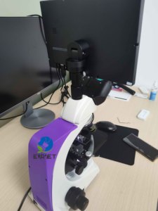 Microscopio Trinocular Digital LCD EUR VET de Bajo Precio para Laboratorio Universitario - Product Image 3