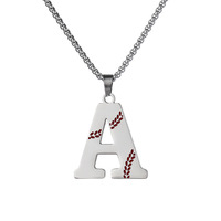 Collier en acier inoxydable plaqué or avec initiales de baseball A-Z chaîne serpent plate avec breloque lettre bijoux de sport personnalisés pour hommes et femmes