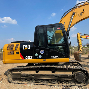 Excavatrice sur chenilles Cat 320D2 importée au Japon, grande machine de terrassement de 20 tonnes d'occasion - Product Image 4