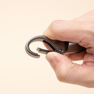 Porte-clés de voiture en cuir tressé avec logo personnalisé en métal en gros - Product Image 5