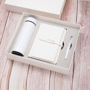 Promo Ensemble Cadeau Luxe A5 Personnalisable en Cuir PU : Carnet Noir A5, Stylo et Tasse Thermos pour Entreprises - Product Image 6