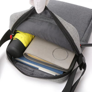 Bolso Bandolera RTS al por Mayor, Mezcla de Modelos, Moderno y Portátil, de Poliéster con Cierre de Cremallera, Multifuncional - Product Image 2