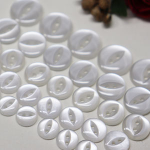 फैक्टरी पुरुषों के लिए मछली आंख पीलासेंट शर्ट बटन 9 मिमी-15 मिमी, 2 छेद - Product Image 6