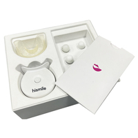 Boîte cadeau durable en pâte à papier avec insert en pâte à papier blanche imprimée sur mesure et moules intérieurs en pâte à papier, conception gratuite