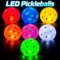 Ballon de pickleball lumineux LED en gros, 74 mm, 40 trous, pour entraînement nocturne en extérieur, équipement sportif