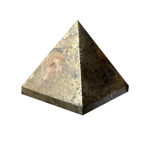 סיטונאי טבעי יד מגולף פיריט פירמידת קוורץ קריסטל פירמידת למכירה