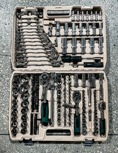 Ensembles d'outils chinois, kits d'outils de quincaillerie, ensembles combinés d'outils à main pour la maison, réparation et vente en gros auprès des fabricants - Product Image 1