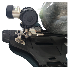 आग से बचाव के लिए दबाव-विनियमित होज और एर्गोनोमिक हार्नेस के साथ 137 एसबीए श्वास तंत्र - Product Image 3