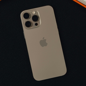 ใช้สำหรับโทรศัพท์มือถือรุ่น 16 Pro <span class=keywords><strong>Plus</strong></span> ความจุ <span class=keywords><strong>256GB</strong></span>/512GB/1TB รองรับ 5G CDMA LTE เวอร์ชันอเมริกา พร้อม RAM 8GB หน้าจอ 6.9 นิ้ว กล้องหลัง 48MP - Product Image 4