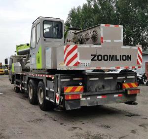 รถเครน Zoomlion 20 ตัน <span class=keywords><strong>มือ</strong></span><span class=keywords><strong>สอง</strong></span> รุ่น ZTC200V พร้อมใบรับรอง CE เครนสำหรับงานภูมิประเทศขรุขระ - Product Image 5