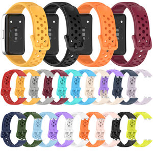 Bracelet en caoutchouc souple officiel 1:1 pour <span class=keywords><strong>Huawei</strong></span> <span class=keywords><strong>Band</strong></span> 10 9 8 Prix bon marché Bracelet de montre Bracelet de montre sport en silicone - Product Image 2
