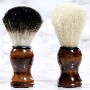 Brocha de Afeitar de Pelo Sintético en Oferta, Mango de Madera, Logotipo Personalizado Sostenible para Uso en Barberías y Salones de Belleza - Product Image 1