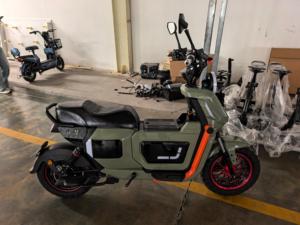 Bicicleta/Motocicleta Eléctrica de Alta Calidad de 1200W/1000W sin Escobillas, 3 Velocidades, Frenos de Disco Hidráulicos Electrónicos Digitales - Product Image 4