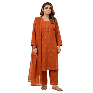 CETTE SAISON, DÉCOUVREZ NOTRE ENSEMBLE DE HAUT ET PANTALON BRODÉS À LA MAIN AVEC DUPATTA - Product Image 1