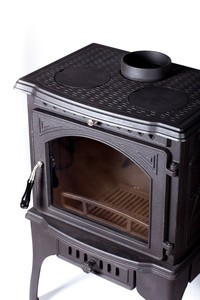 Poêle à <span class=keywords><strong>bois</strong></span> domestique utilisable pour la cuisson. <span class=keywords><strong>Cheminée</strong></span> pour cuisiner et chauffer. - Product Image 5