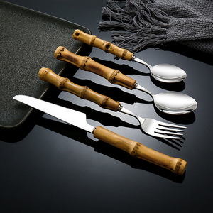 Set di posate in acciaio inossidabile 304 di nuova concezione, sostenibile, con manico in bambù, lucidatura a specchio, minimalista, personalizzabile, cucchiaio e forchetta da campeggio - Product Image 3