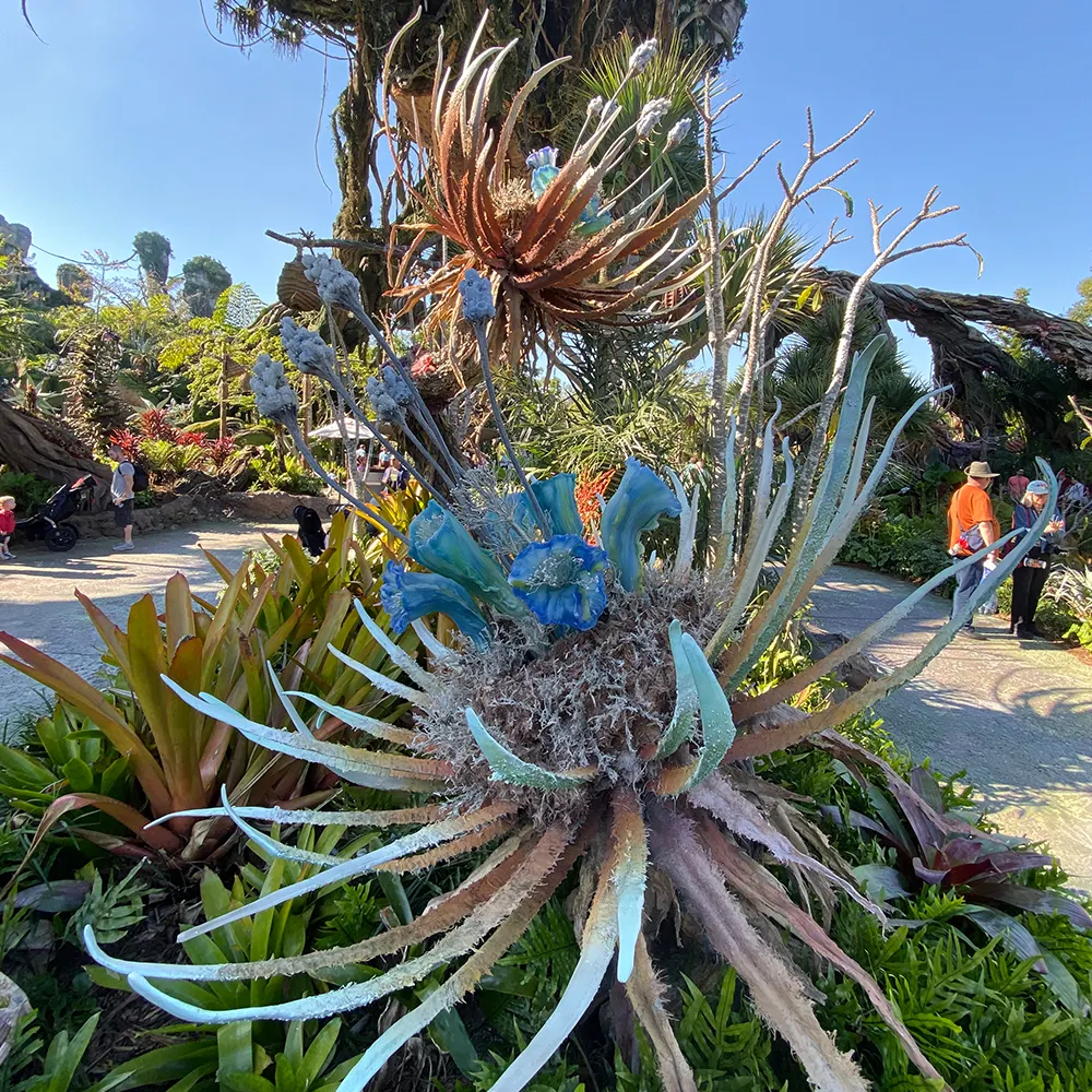 Bahçe ve Park peyzaj dekor için renkli plastik yapay Topiary çiçekler ve çim hayvan Topiary