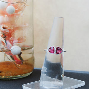 Bague de mariage en argent sterling 925 faite à la main de style bohème avec pierre précieuse fuchsia rose sertie dans un cadre réglable sur mesure pour femmes et filles - Product Image 2