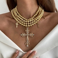 Luxuriöse Vergoldete Trendige Mehrschichtige Perlenkette mit Großem Strass-Kreuzanhänger Gliederkette Damen Party Club Mode