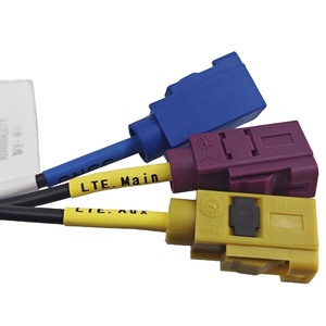 Araçlar için 3in1 kombinasyon anten 2.4G 5.8G 698-2700Mhz 1575.42Mhz GPS <span class=keywords><strong>GNSS</strong></span> 4G LTE WIFI MIMO araba <span class=keywords><strong>T</strong></span>-BOX anten - Product Image 5