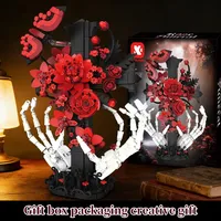 Kaiyu K96247 2026 Nuevo Modelo MOC Creativo de Cruz de Rosas, Ladrillos Coleccionables Exquisitos, Juguetes DIY, Regalo, 901 Piezas, Sets de Bloques de Construcción