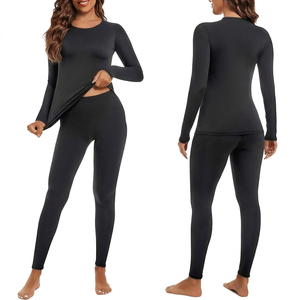 Camiseta Térmica de Manga Larga con Cuello Redondo para Mujer, Color Negro, con Leggings de Cintura Alta, Ajuste Sin Costuras que Absorbe la Humedad - Product Image 3