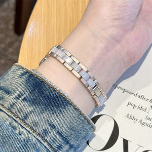 Bracelet de montre en résine et métal fin à trois maillons - Compatible avec <span class=keywords><strong>Huawei</strong></span> Watch GT6/GT5/GT4/Watch 3/<span class=keywords><strong>4</strong></span> Pro Bracelet de remplacement - Product Image 2