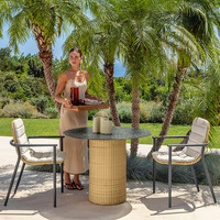 Table et chaises longues en aluminium pour l'extérieur, style nordique minimaliste, haut de gamme, pour maison d'hôtes, cour, villa, jardin, hôtel, imperméable