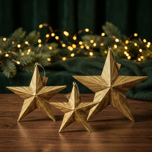 Ornement suspendu étoile dorée en laiton gaufré, décoration de Noël pour la maison, décor en métal durable - Product Image 2