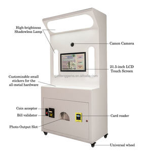 Cabina de Fotos Instantánea Compatible con Smartphones con Pantalla Táctil y Multi-Conectividad para Centros Comerciales - Product Image 4