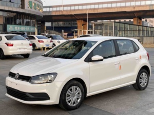 Volkswagen <span class=keywords><strong>Polo</strong></span> <span class=keywords><strong>2016</strong></span> 1.4L Automatica Usata Economica Versione Fashion - Inventario Concessionaria Hatchback Auto di Seconda Mano - Product Image 1