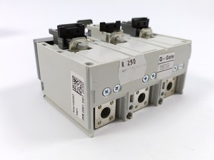 1SDA100287R1 อุปกรณ์วัดแบบสัมผัส 250A XT4 3p สำหรับ PLC - Product Image 3