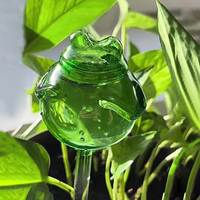 Globes d'arrosage de plantes en forme de grenouille Pointe d'arrosage en verre en forme de grenouille pour plantes d'intérieur