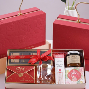 Cartelle Portadocumenti di Alta Qualità con Rose in Rilievo per Matrimoni Damigelle San Valentino 8 <span class=keywords><strong>Marzo</strong></span> Festa della Donna Realizzate in Carta Resistente e Riciclabile - Product Image 3