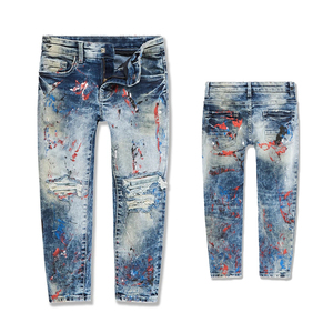 Vente en gros de jeans pour enfants à taille élastique, imprimés, avec rayures latérales, denim déchiré, coupe droite pour garçons - Product Image 3