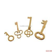 Porte-clés en métal personnalisé en forme de clé vintage, décoration en bronze antique, cadeau artisanal, pendentif, accessoires de design en gros pour usine