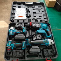 Kit combiné d'outils sans fil 4 en 1 avec quatre batteries lithium-ion et deux chargeurs pour la maison
