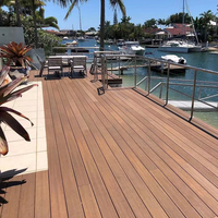 Planches de terrasse en composite WPC co-extrudé 3D gaufré imperméables, aspect teck, à clipser, pour terrasses extérieures et piscines