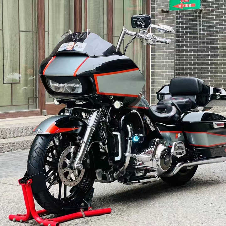 Cruiser Motorcycles - Retro Moped Style with Durable Quality